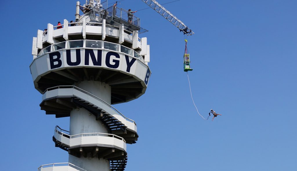 bungee jumping